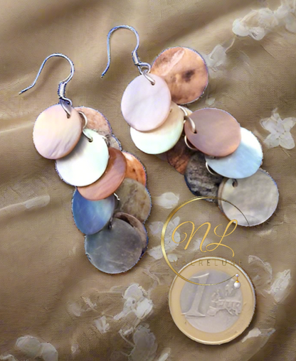 Boucles d’oreille en pastilles de nacre