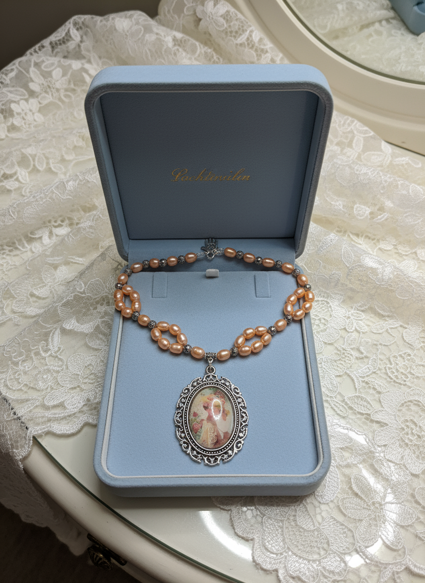 Collier en perles de culture oranges avec camée victorien nacrelune.com collier