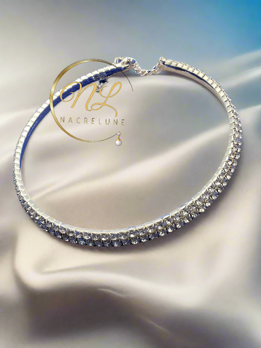 Collier rigide choker en strass