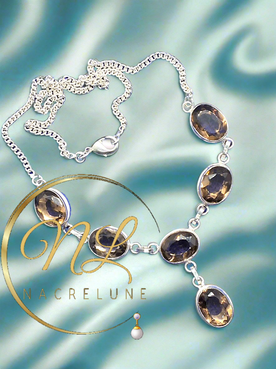 Collier en argent avec des quartz fumés taillés