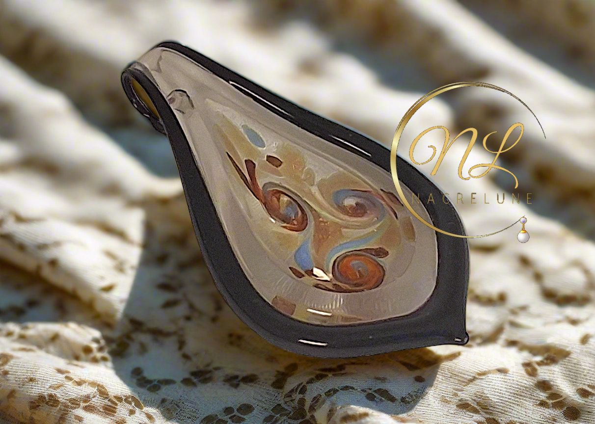 Pendentif en verre multicolore Noir nacrelune.com pendentif