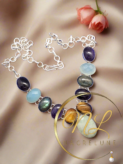 Collier en argent et pierres fines