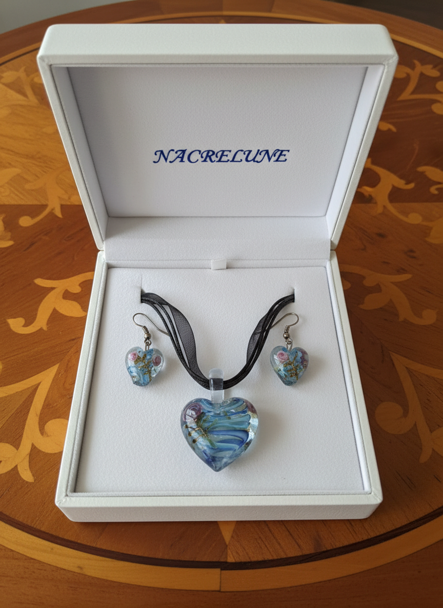 Parure coeurs en verre décoré : choisissez votre couleur Bleu clair NACRELUNE parure