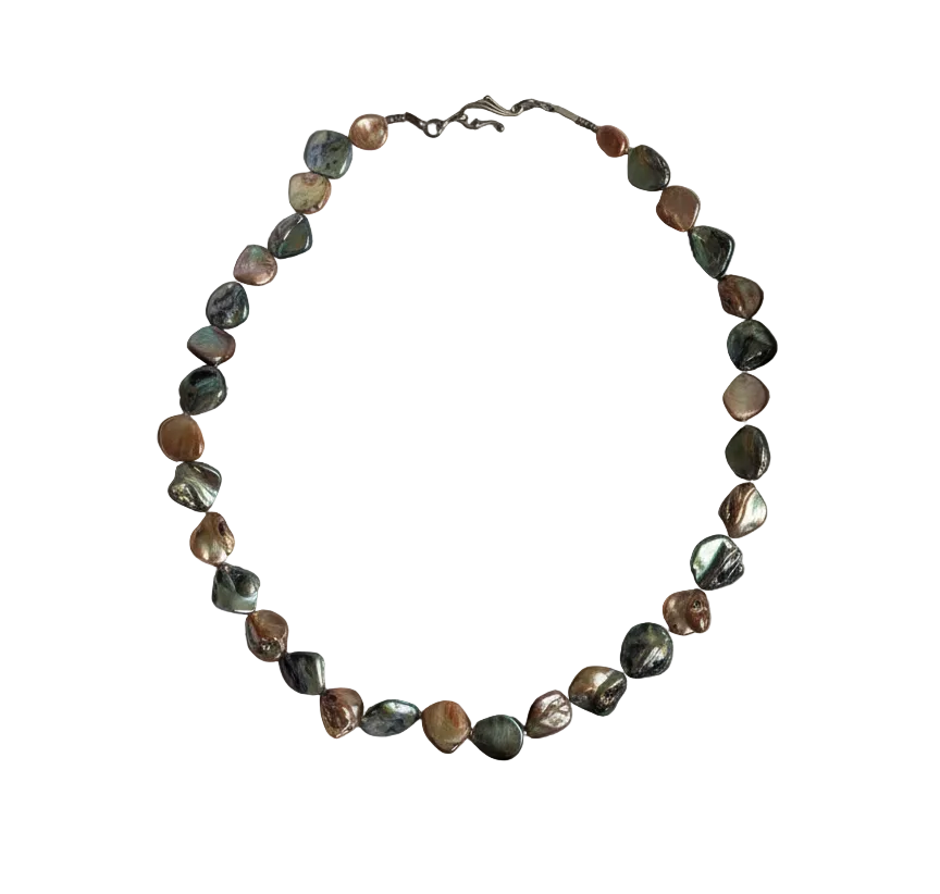 Collier en Pastilles de Nacre Métallisée – Bijou Artisanal Nacrelune nacrelune.com collier