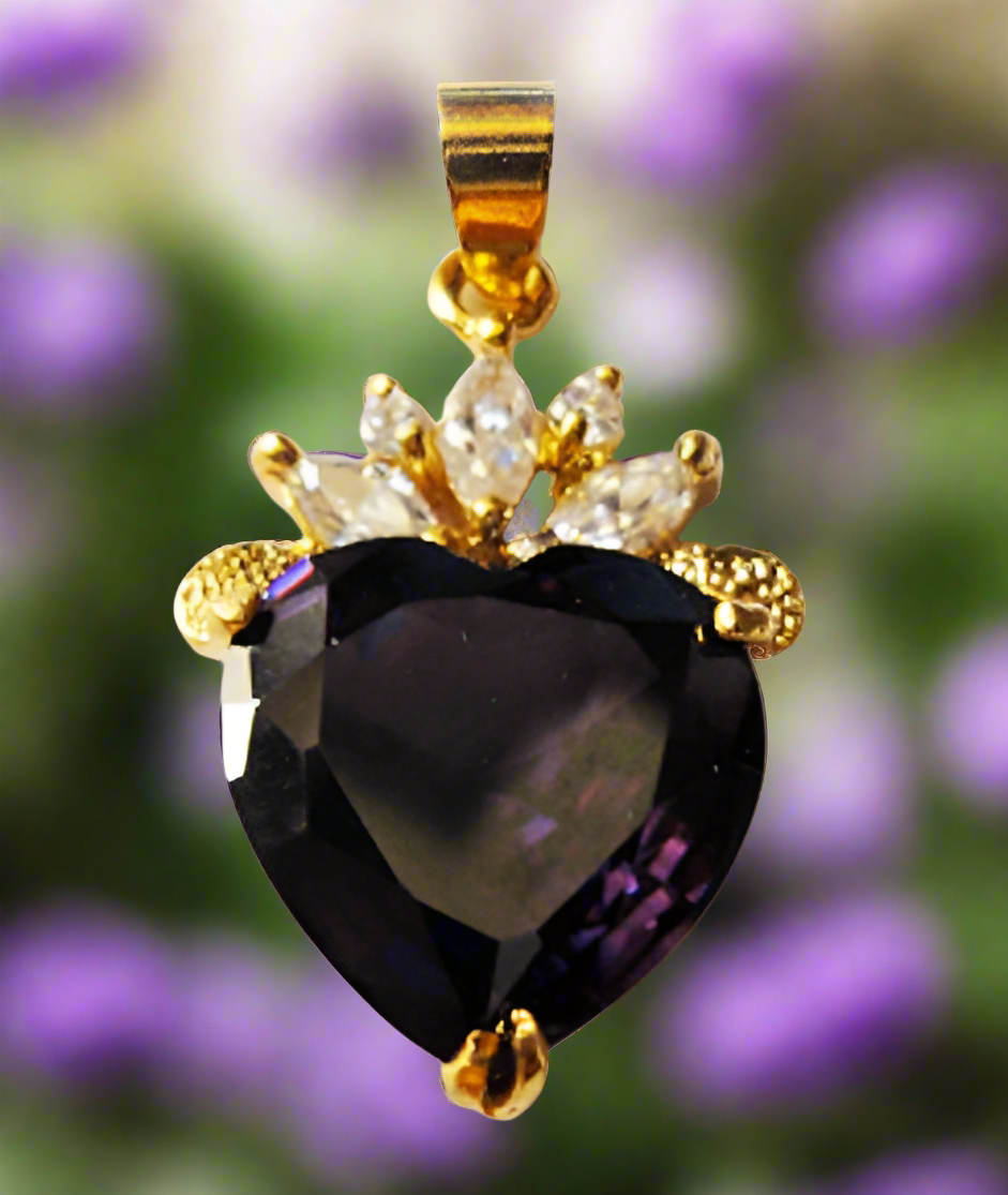 Pendentif en zirconia imitation en forme de coeur: choisissez votre couleur