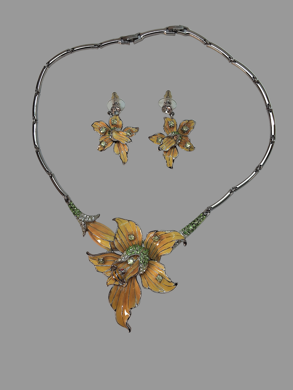 Parure en émail et strass en forme d’orchidée nacrelune.com parure