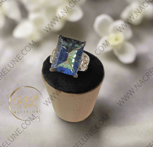 Bague en argent 925 avec topaze traitée "mystique" bleue