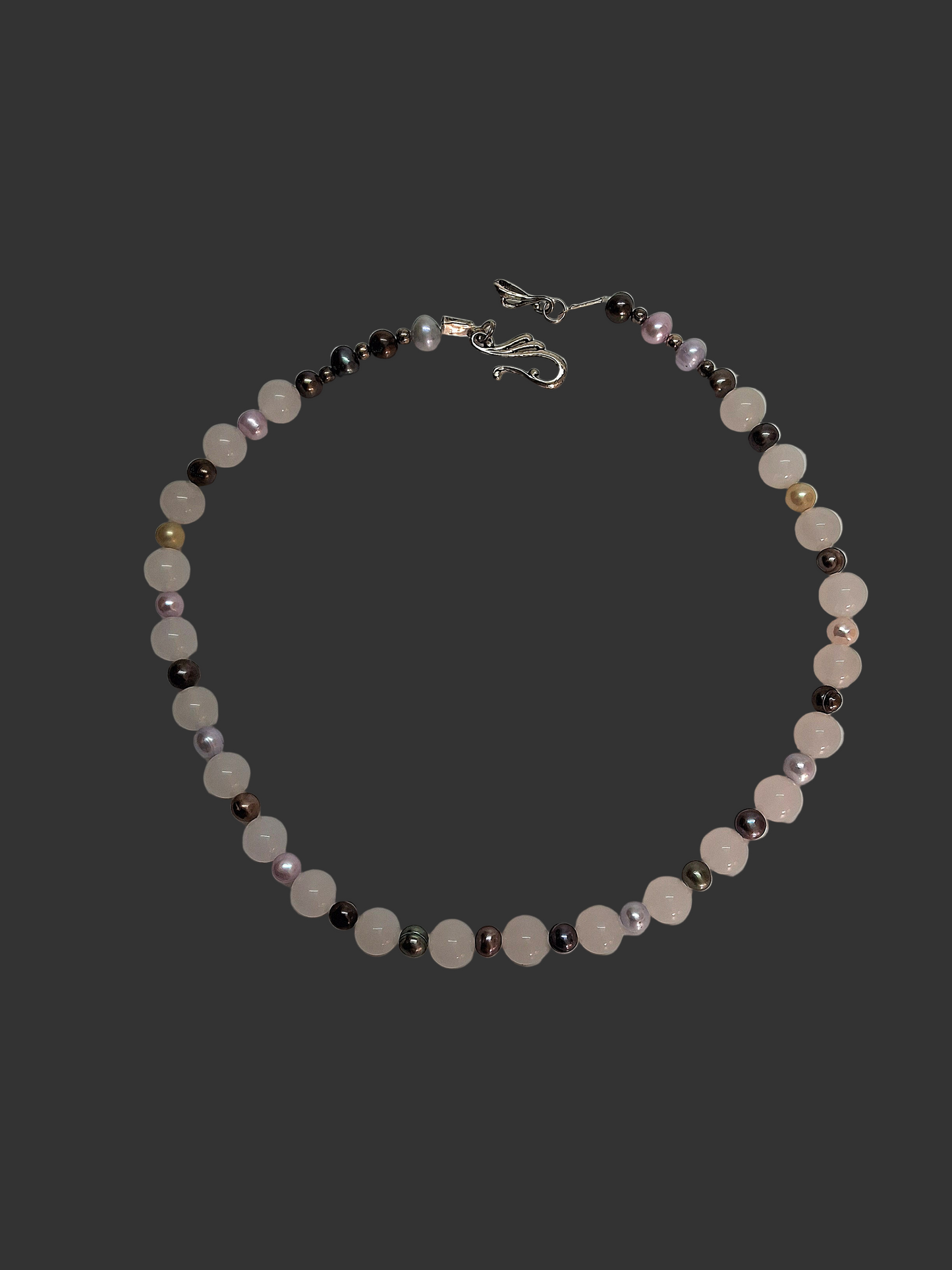 collier perles de culture multicolores et quartz blancs NACRELUNE collier