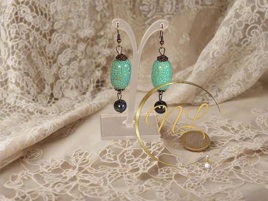 boucles d'oreille en turquoise reconstituée et perles d'eau