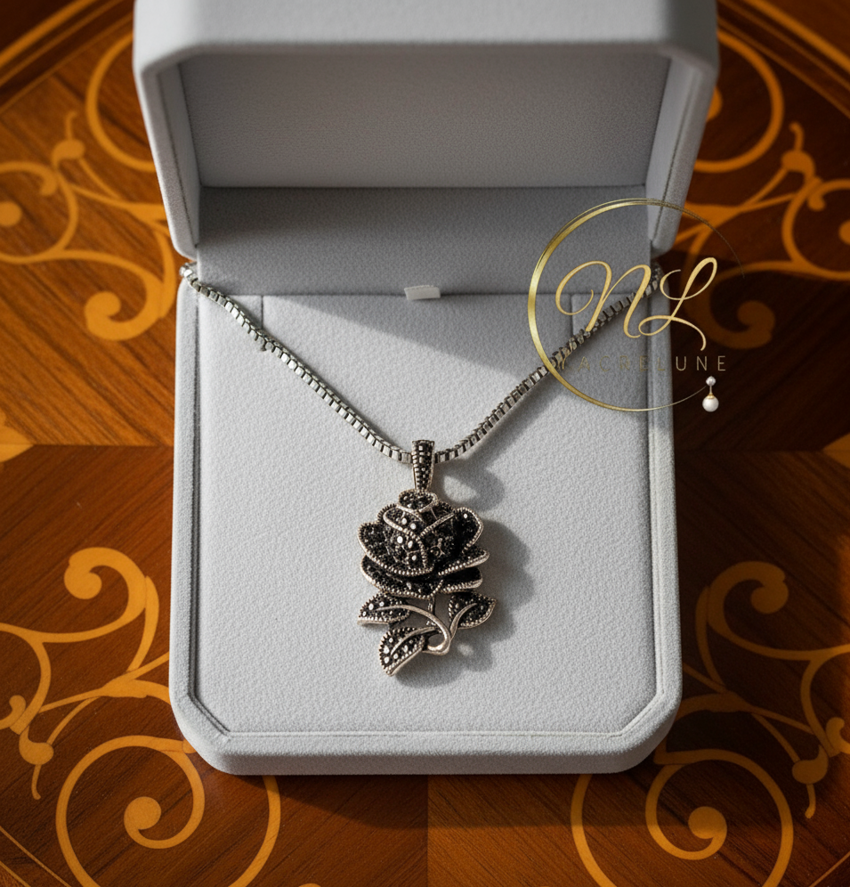 Pendentif argent et marcassites en forme de rose nacrelune.com pendentif