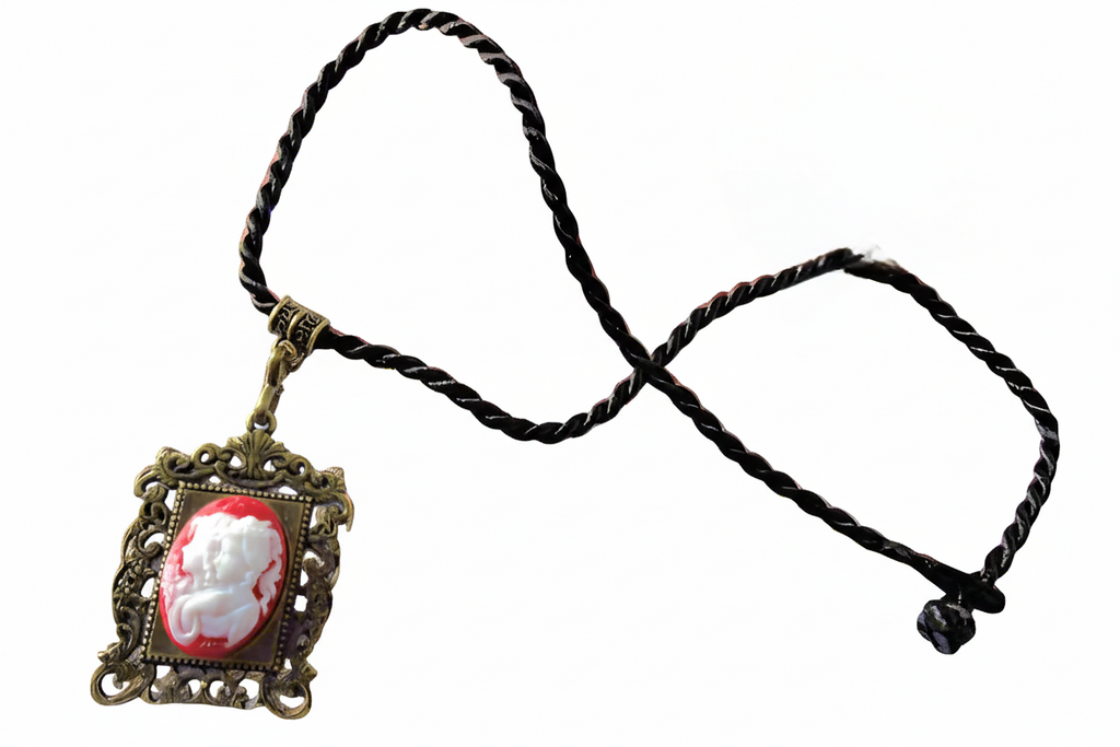 Pendentif camée en résine représentant 2 jeunes filles, choisissez votre couleur nacrelune.com pendentif