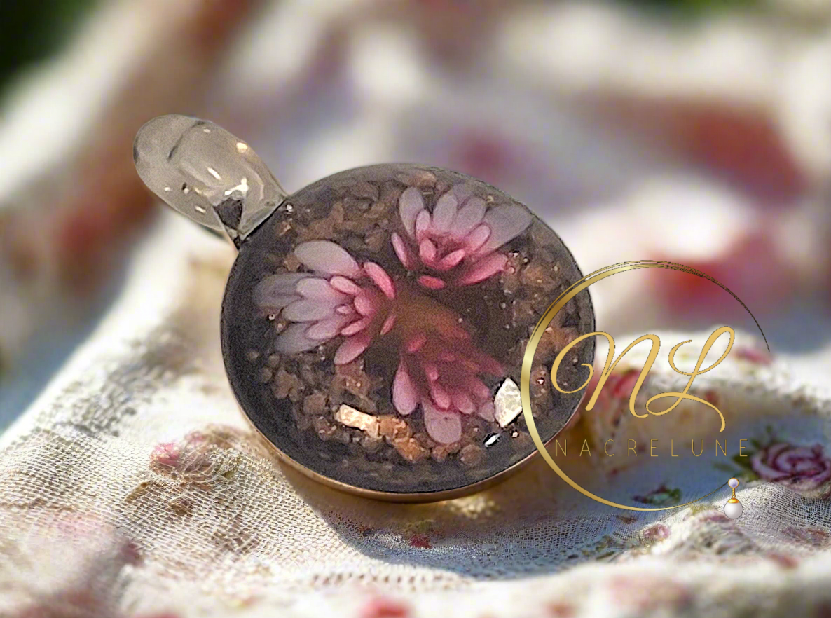 Pendentif en verre fleuri Rose nacrelune.com pendentif