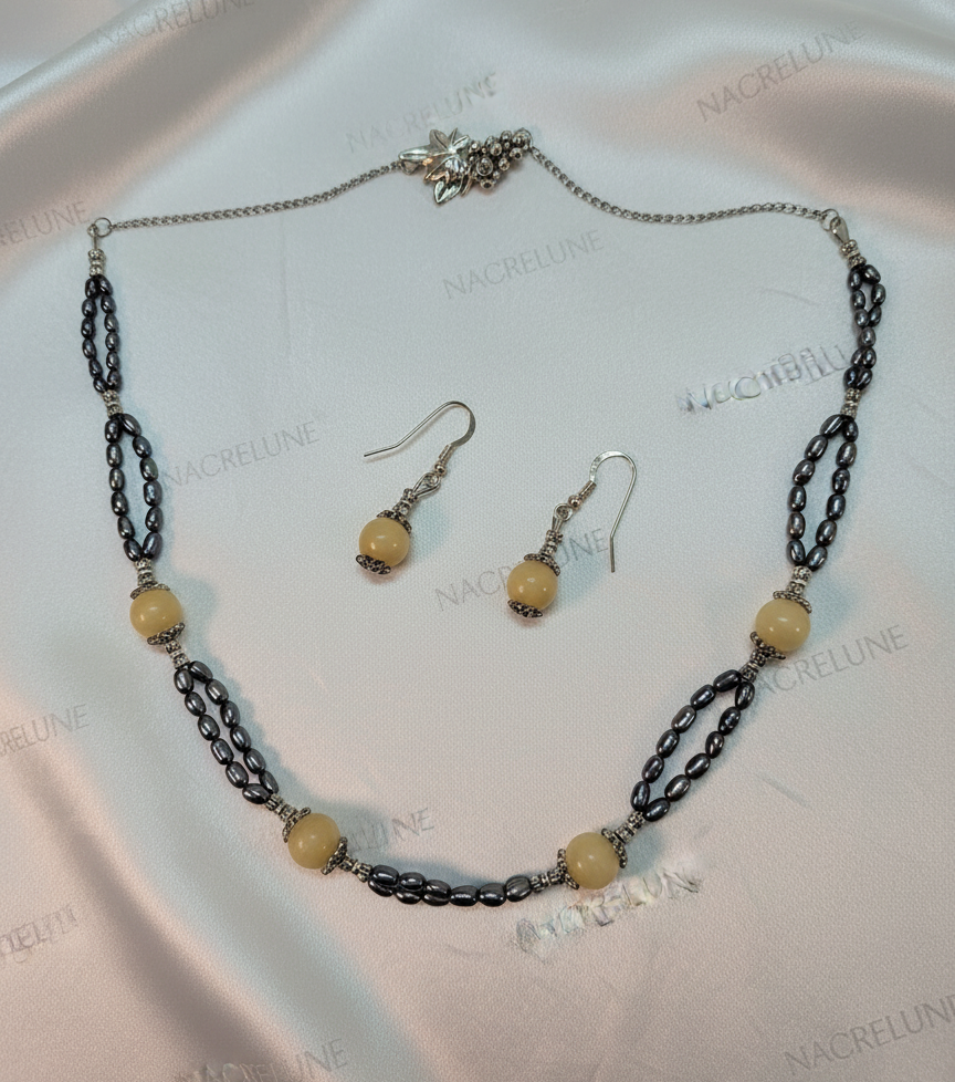 Parure en petites perles de culture irisées et citrines polies NACRELUNE parure