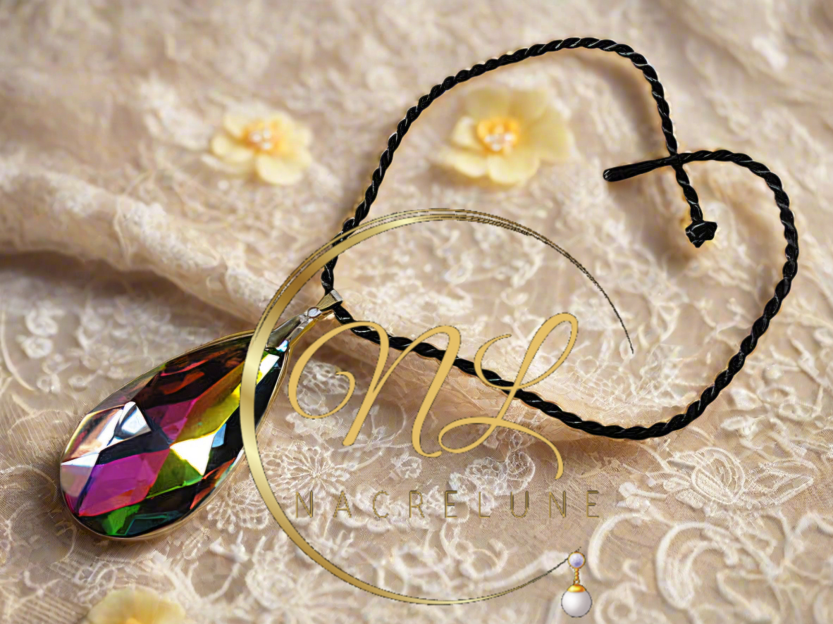 Grand pendentif strass couleur mystique