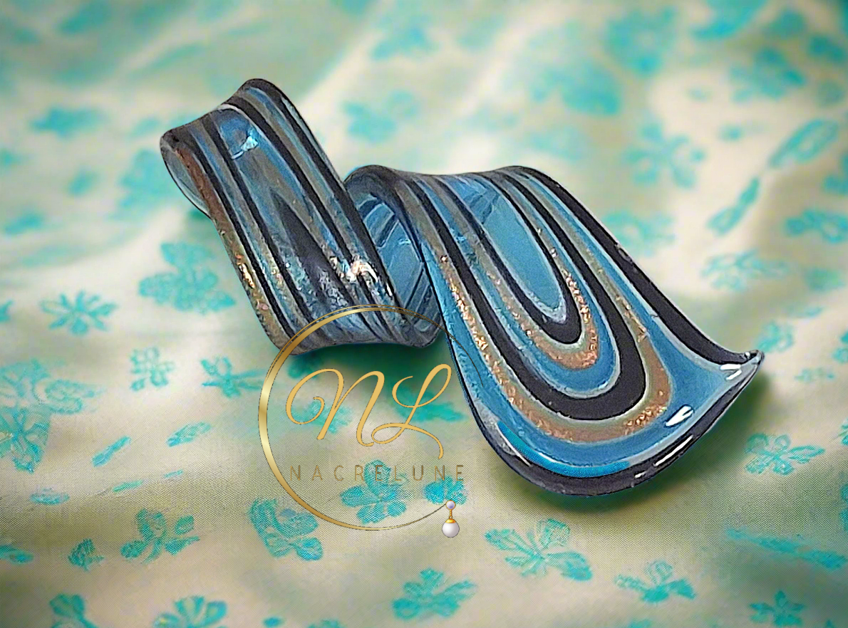 Grand pendentif en verre multicolore Bleu turquoise nacrelune.com pendentif