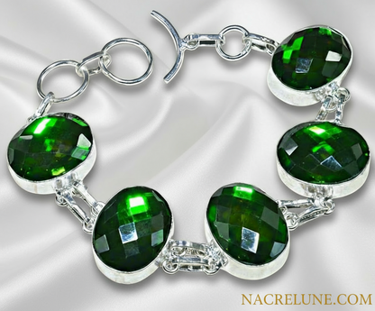 Bracelet en argent avec gros quartz verts taillés NACRELUNE bracelet