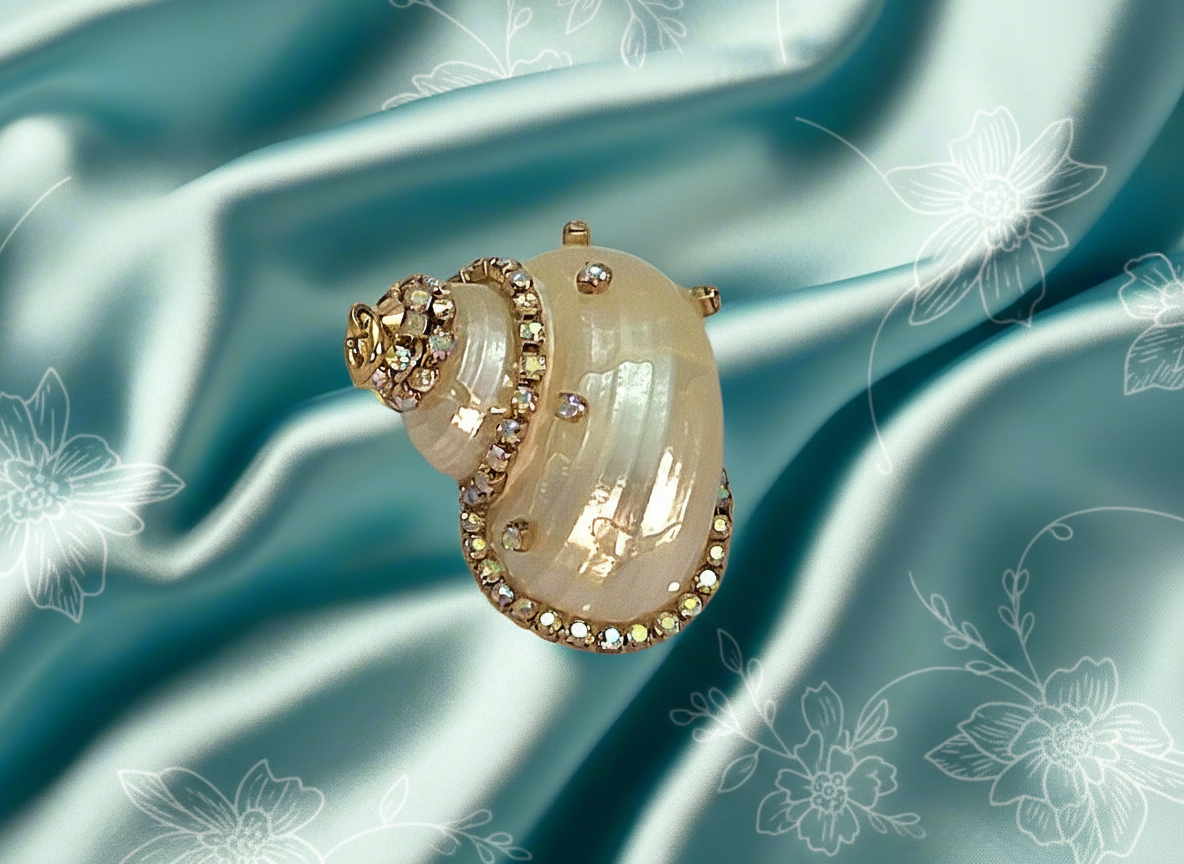 Pendentif en nacre incrusté de strass avec tour du cou semi rigide assorti NACRELUNE pendentif