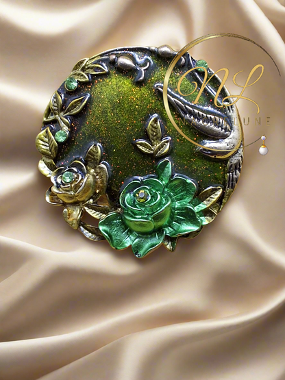 Pendentif en émail fleur,vert