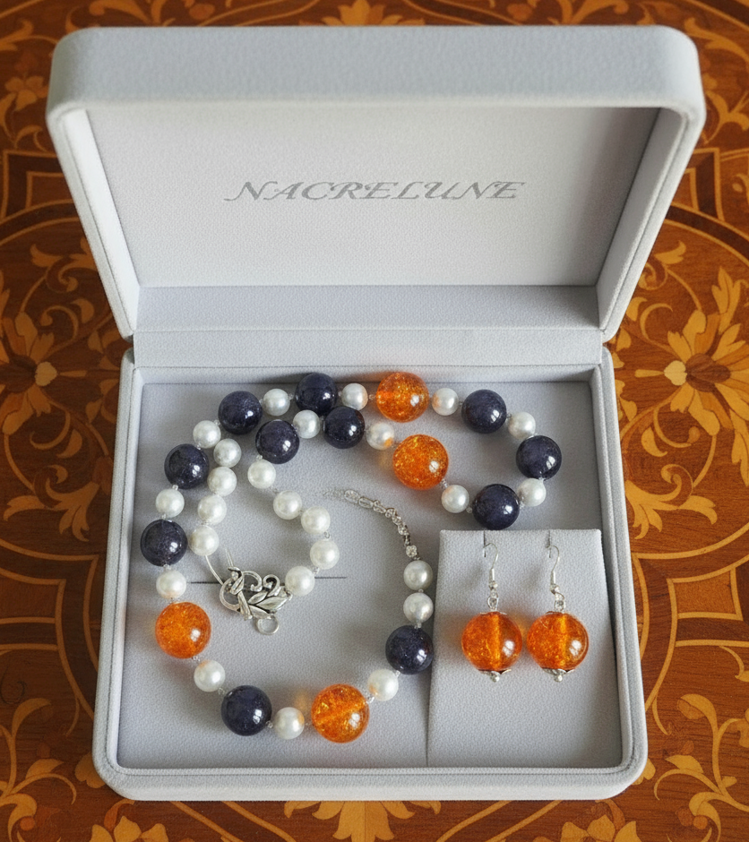 Parure en perles d'améthyste véritable , perles de nacre et ambre pressé nacrelune.com parure