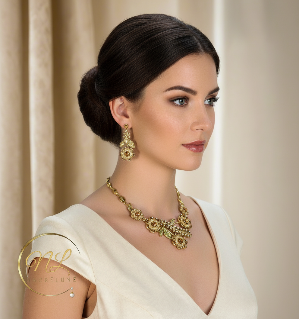 Parure en strass grandes marguerites : choisissez votre couleur Beige NACRELUNE parure