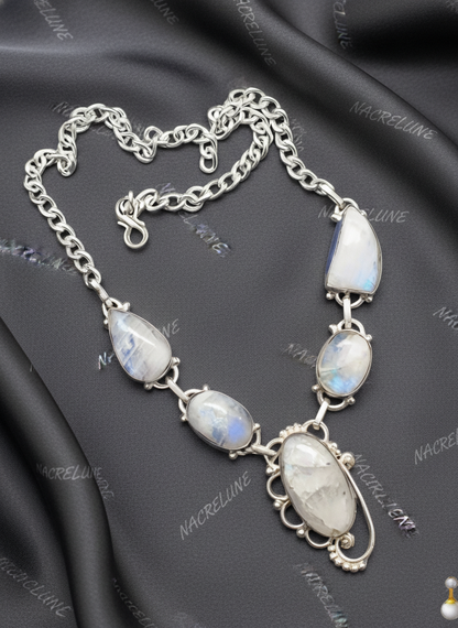 Collier en argent et pierres de lune NACRELUNE collier