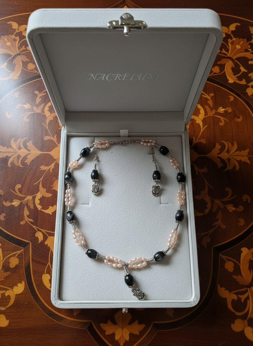 Parure en petites perles de culture couleur saumon et perles de labradorite naturelle polies nacrelune.com parure