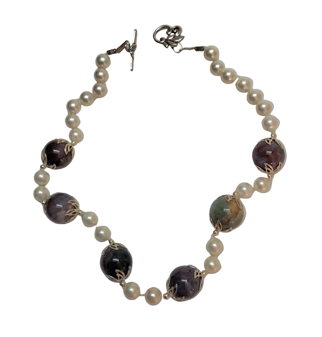 Collier en perles de nacre et grandes agates indiennes nacrelune.com collier