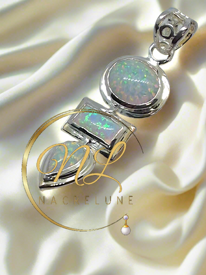 Pendentif en argent avec opale de synthèse
