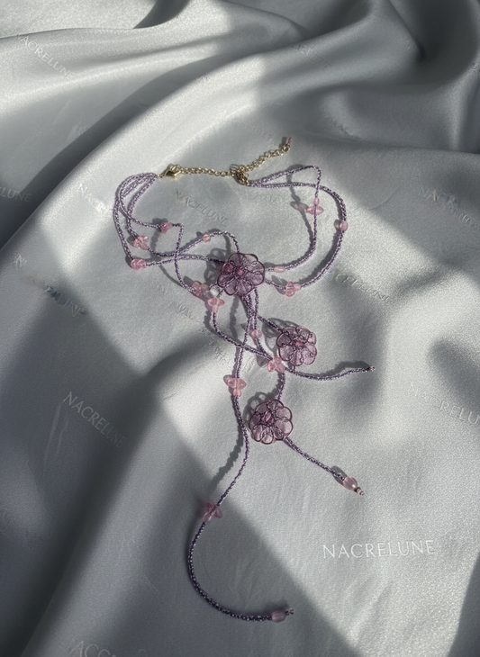 Collier roses en perles de rocaille NACRELUNE collier