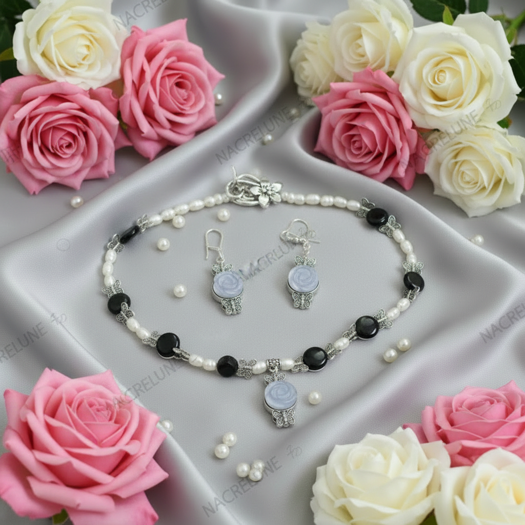 parure en perles d'obsidienne et fleurs sculptées en oeil de chat avec perles de culture nacrelune.com parure