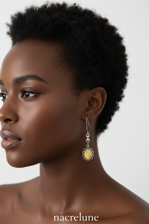 Boucles camée fleurs en resine nacrelune.com boucles d'oreille