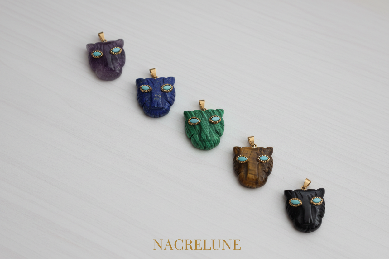 Pendentif Panthère Pierres Naturelles – Onyx, Malachite, Lapis Lazuli, Améthyste & Turquoise | Nacrelune nacrelune.com pendentif