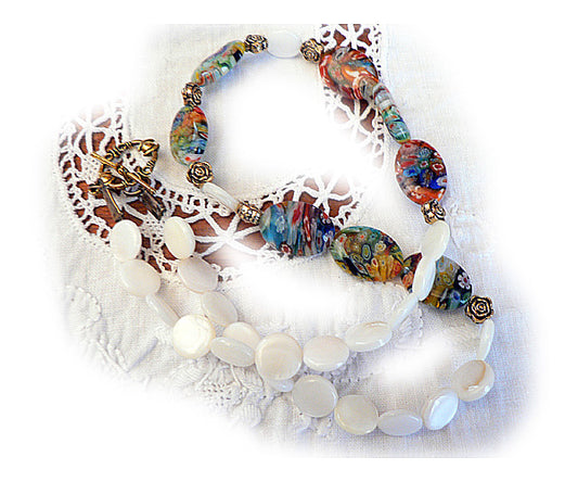 Collier nacre et millefiori