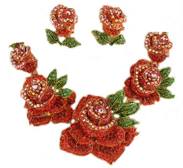 Grande parure en strass représentant des roses rouges nacrelune.com parure